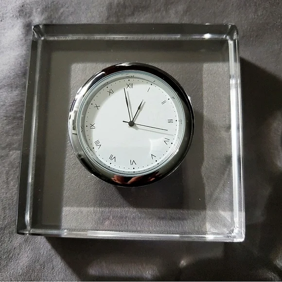 ANNA Rabinowicz Desk Clock - Picture 2 of 3